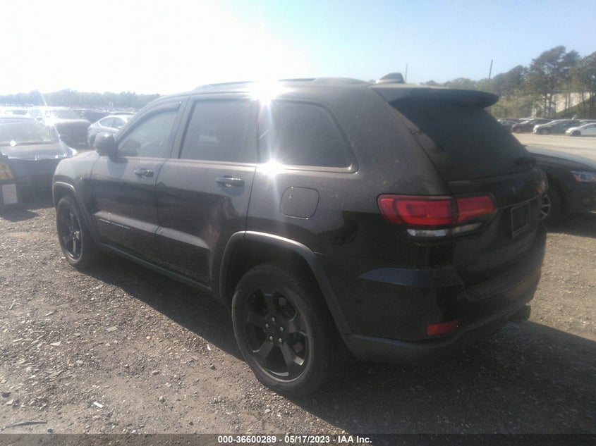 VIN 1C4RJFAG9JC393869 2018 JEEP GRAND CHEROKEE UPLAND