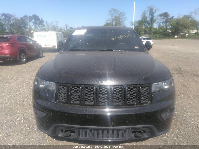 VIN 1C4RJFAG9JC393869 2018 JEEP GRAND CHEROKEE UPLAND