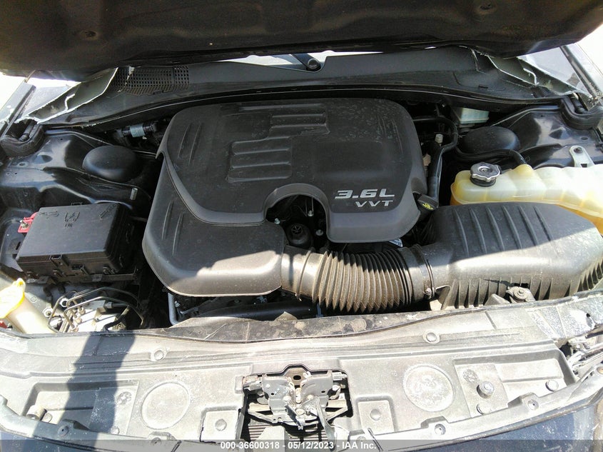 VIN 2C3CCAKG2JH240849 2018 CHRYSLER 300 LIMITED