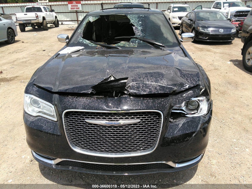VIN 2C3CCAKG2JH240849 2018 CHRYSLER 300 LIMITED