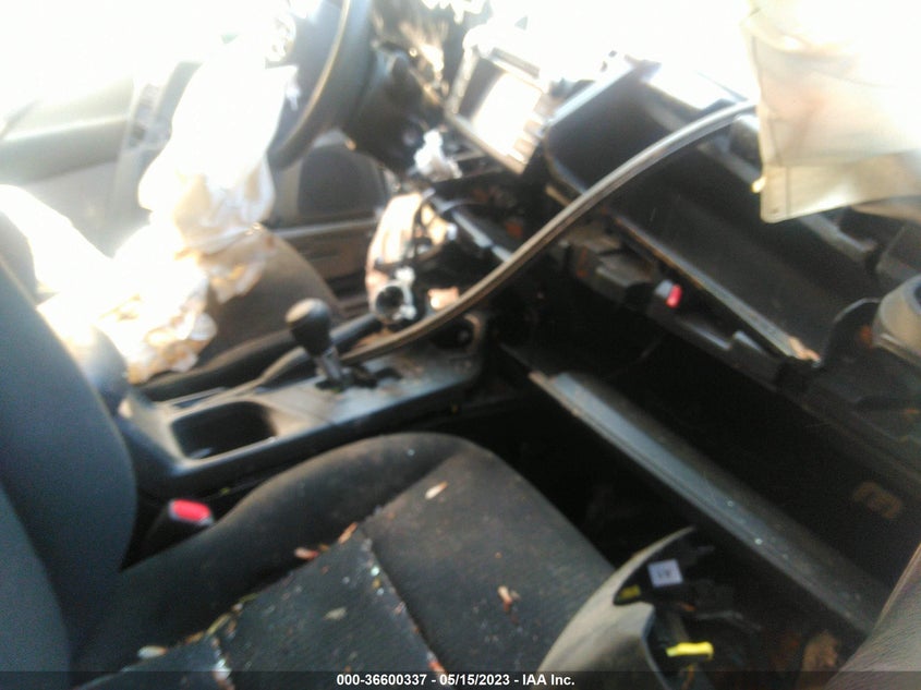 VIN JTMBFREVXJD245320 2018 TOYOTA RAV4 LE
