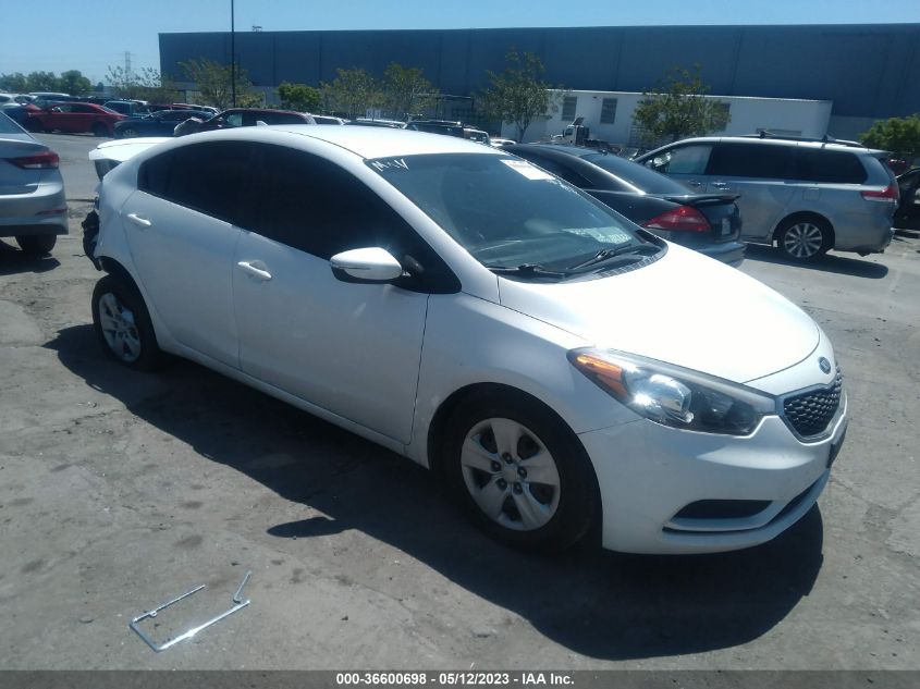 2016 KIA FORTE LX - KNAFX4A60G5544086