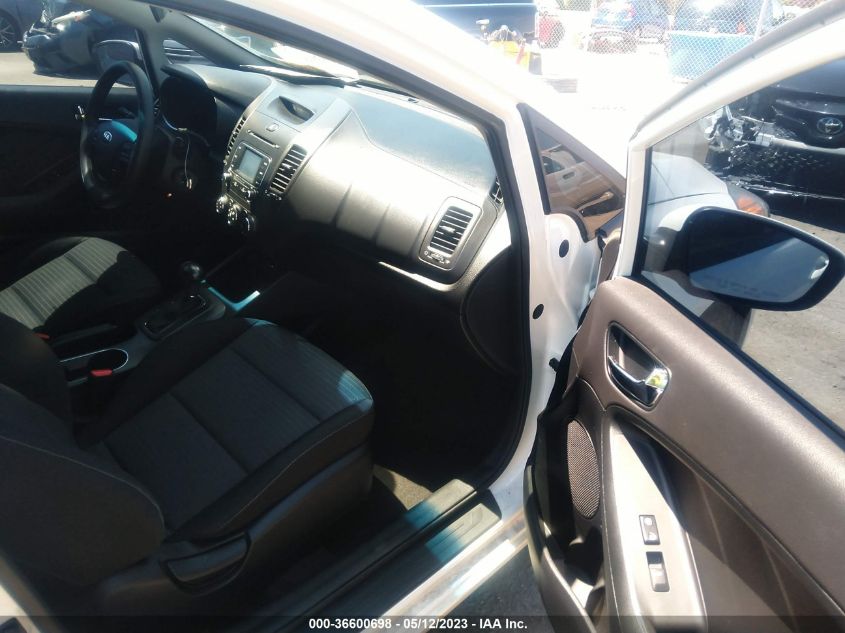 2016 KIA FORTE LX - KNAFX4A60G5544086