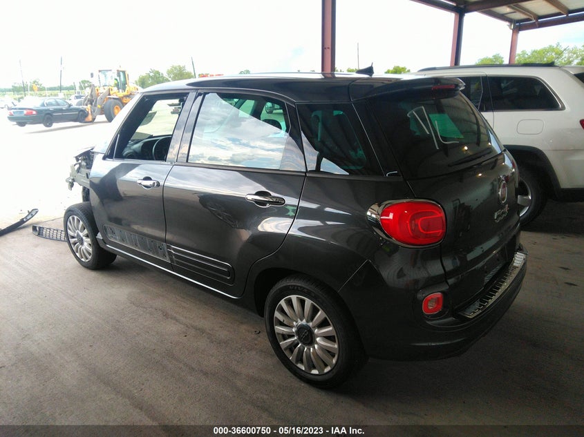 VIN ZFBCFAAH5HZ038579 2017 FIAT 500L POP