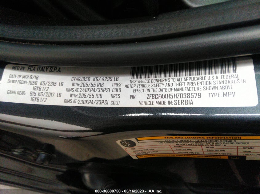 VIN ZFBCFAAH5HZ038579 2017 FIAT 500L POP