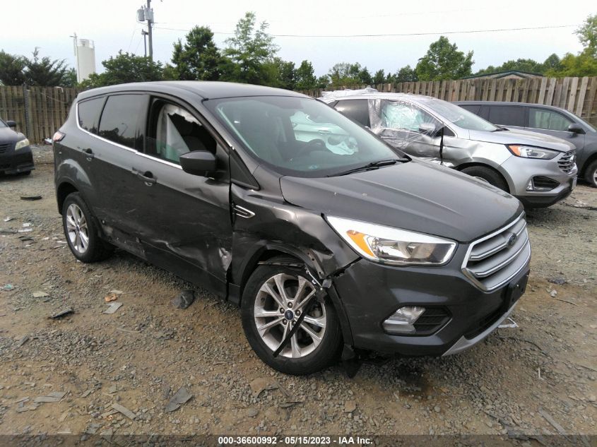 2017 FORD ESCAPE SE - 1FMCU0GD3HUD73057