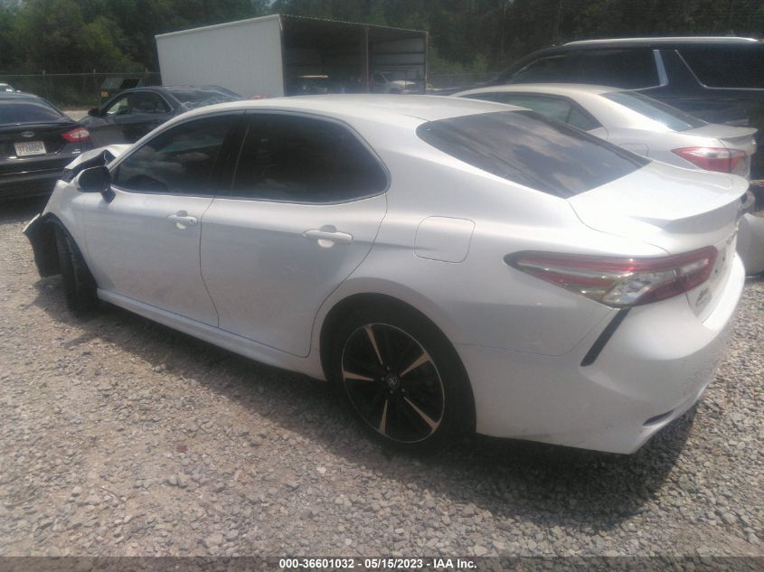 2018 TOYOTA CAMRY XSE - 4T1B61HK0JU129591