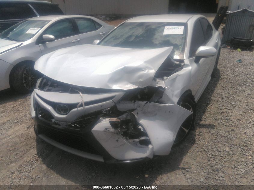 2018 TOYOTA CAMRY XSE - 4T1B61HK0JU129591
