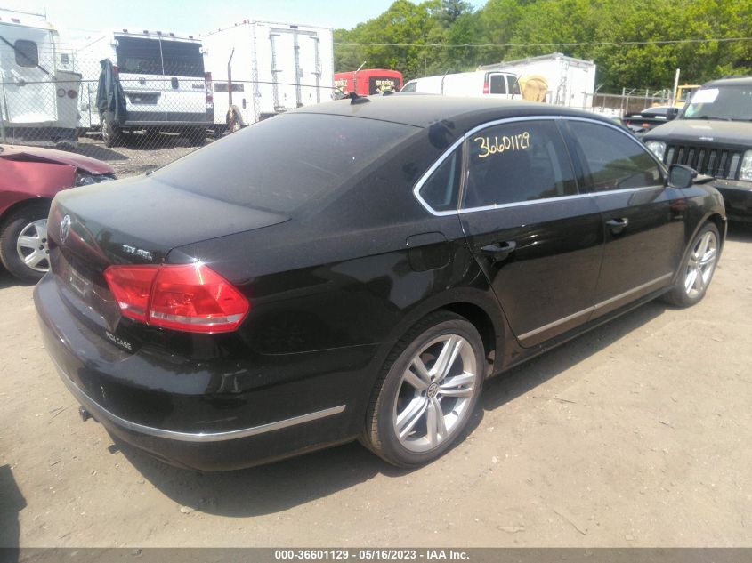 2015 VOLKSWAGEN PASSAT 2.0L TDI SEL PREMIUM - 1VWCV7A34FC064305