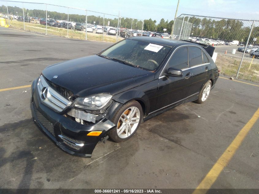 2013 MERCEDES-BENZ C-CLASS C 300 - WDDGF8AB9DR242885