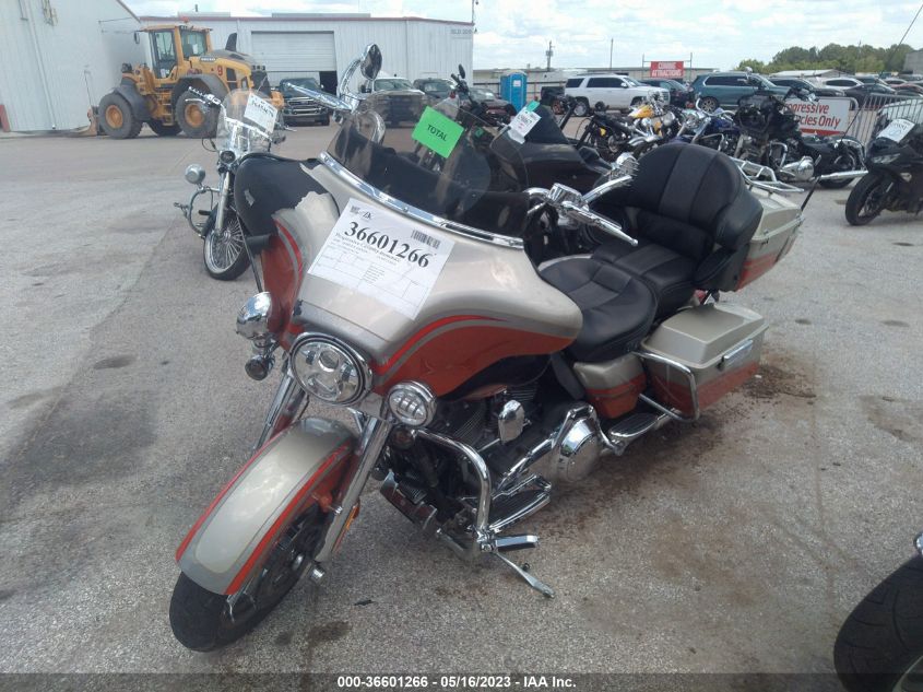 2009 HARLEY-DAVIDSON FLHTCUSE4 - 1HD1PR8189Y953764