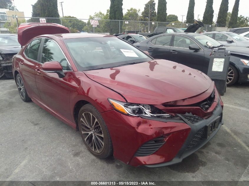 2018 TOYOTA CAMRY LE/SE/XLE/L - 4T1B11HK4JU647167