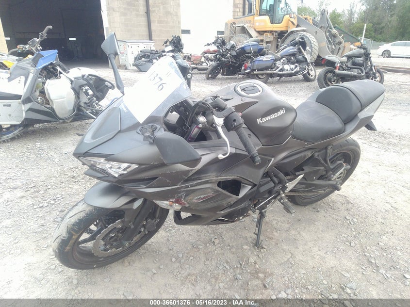 VIN ML5EXEN1XNDA72952 2022 KAWASAKI EX650 N