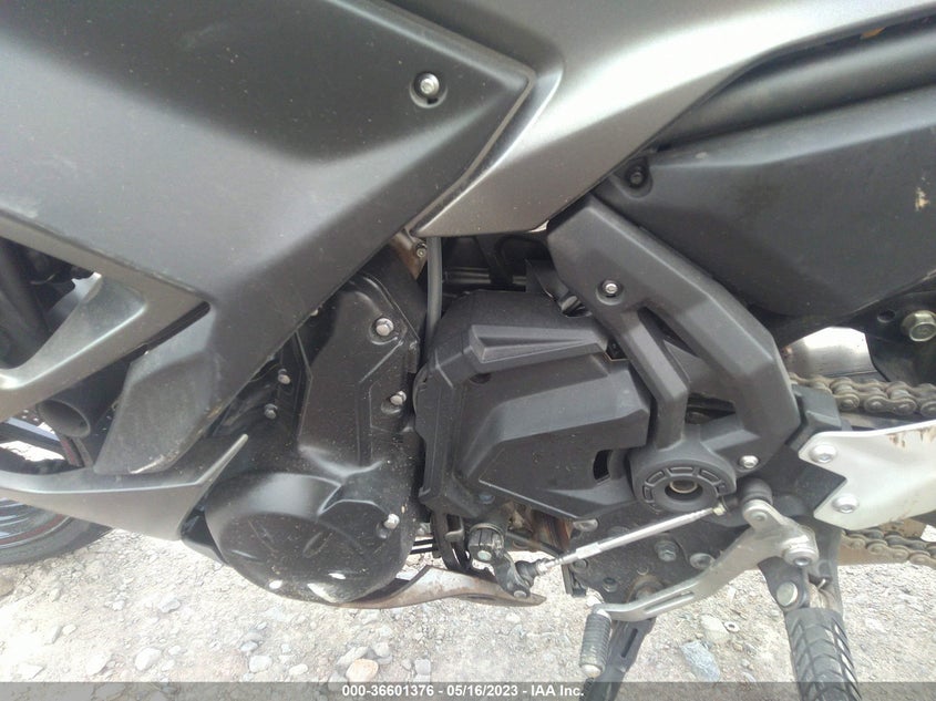 VIN ML5EXEN1XNDA72952 2022 KAWASAKI EX650 N