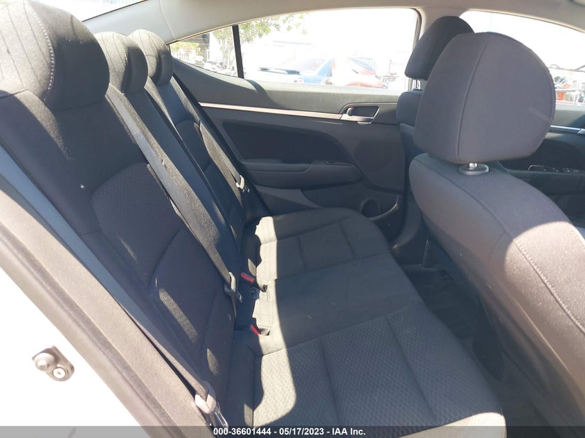 VIN KMHD84LF9KU772621 2019 HYUNDAI ELANTRA SEL
