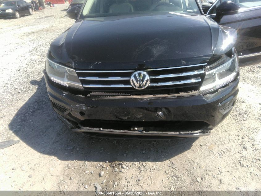 2018 VOLKSWAGEN TIGUAN SE - 3VV3B7AX8JM024459