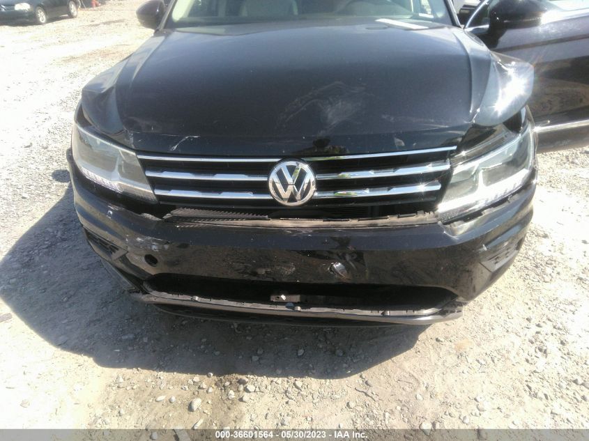 2018 VOLKSWAGEN TIGUAN SE - 3VV3B7AX8JM024459