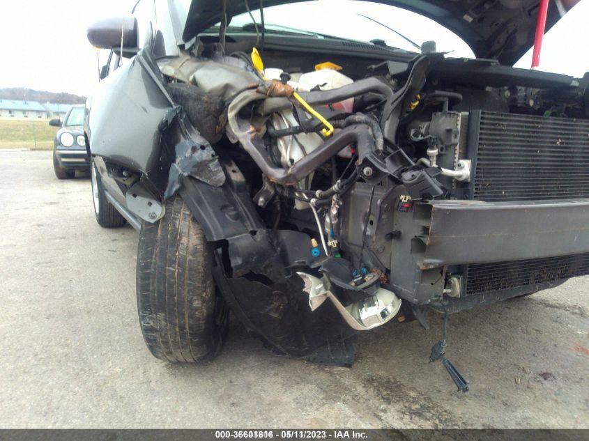 2016 JEEP COMPASS LATITUDE - 1C4NJCEA6GD666577