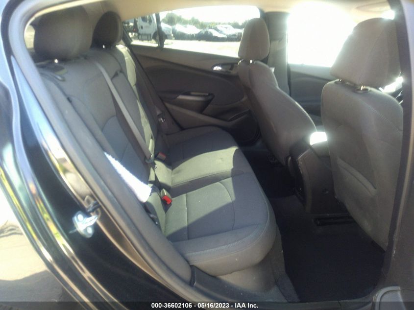 2018 CHEVROLET CRUZE LT - 1G1BE5SM5J7107571