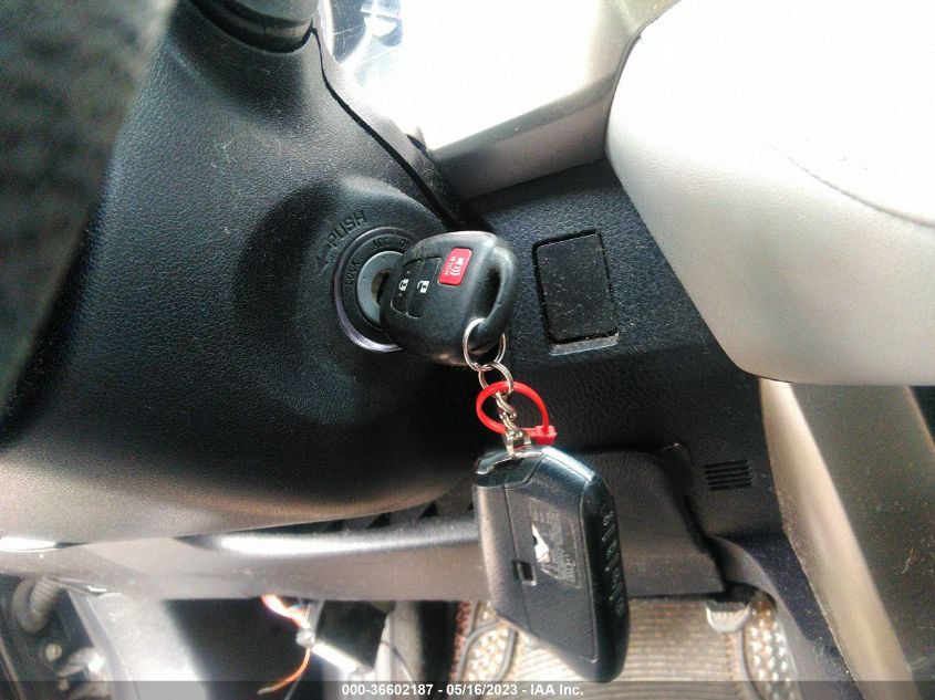 2015 TOYOTA RAV4 XLE - 2T3RFREV1FW263469