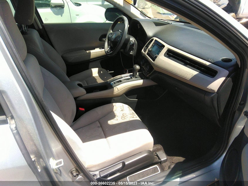 VIN 3CZRU5H35JM706560 2018 HONDA HR-V LX