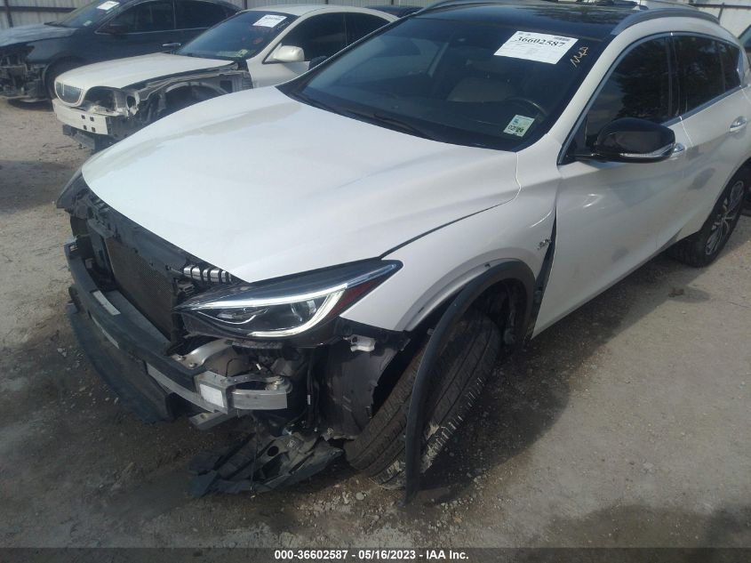 2017 INFINITI QX30 PREMIUM SJKCH5CR8HA039323