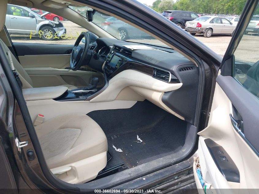 2020 TOYOTA CAMRY LE - 4T1L11AK1LU905677