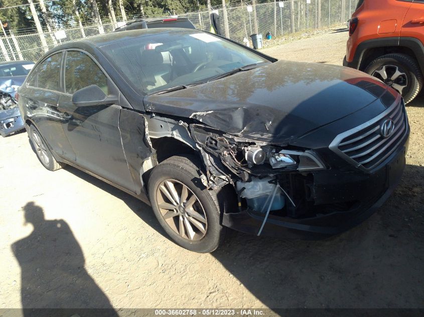 2015 HYUNDAI SONATA 2.4L SE - 5NPE24AF2FH153047