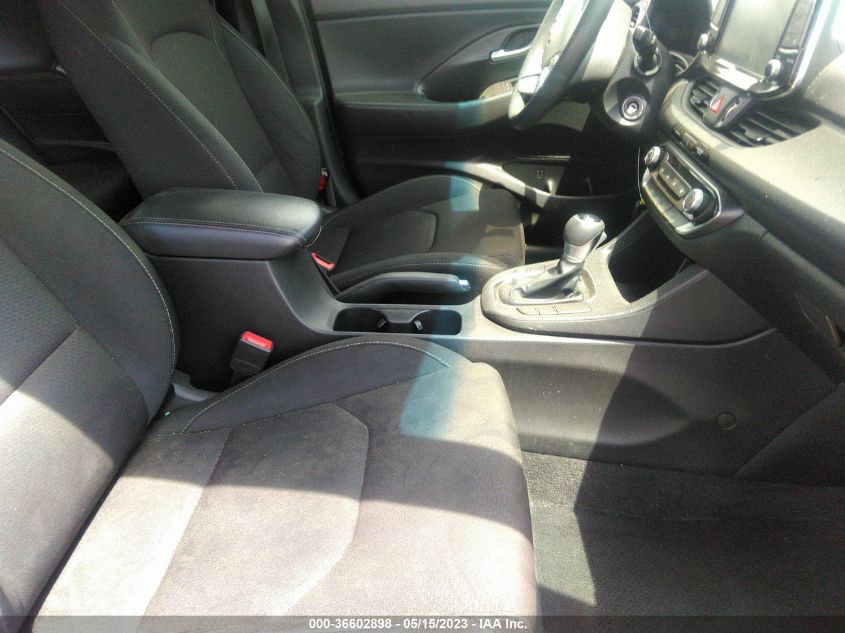 2018 HYUNDAI ELANTRA GT - KMHH35LE6JU027854