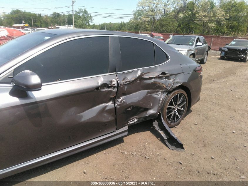 2021 TOYOTA CAMRY SE - 4T1G11AK1MU532191