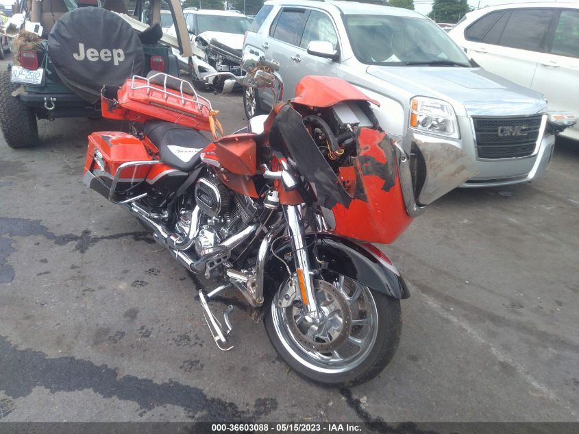 2009 HARLEY-DAVIDSON FLTRSE3 1HD1PV8199Y956097