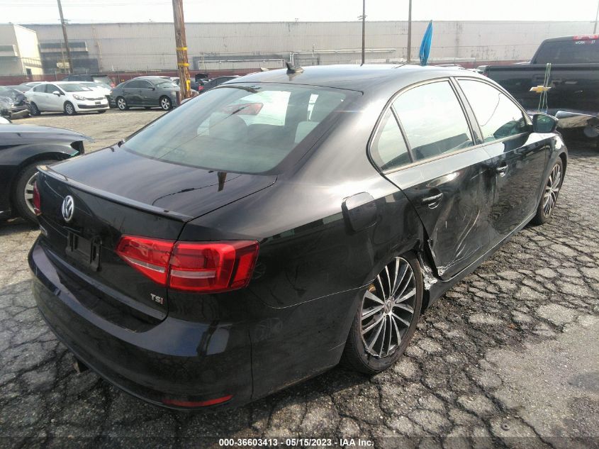 2015 VOLKSWAGEN JETTA SEDAN 1.8T SPORT - 3VWD17AJ7FM221760