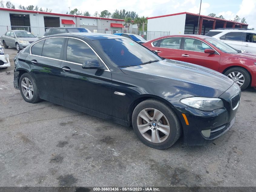 2013 BMW 5 SERIES 528I - WBAXG5C5XDDY31144