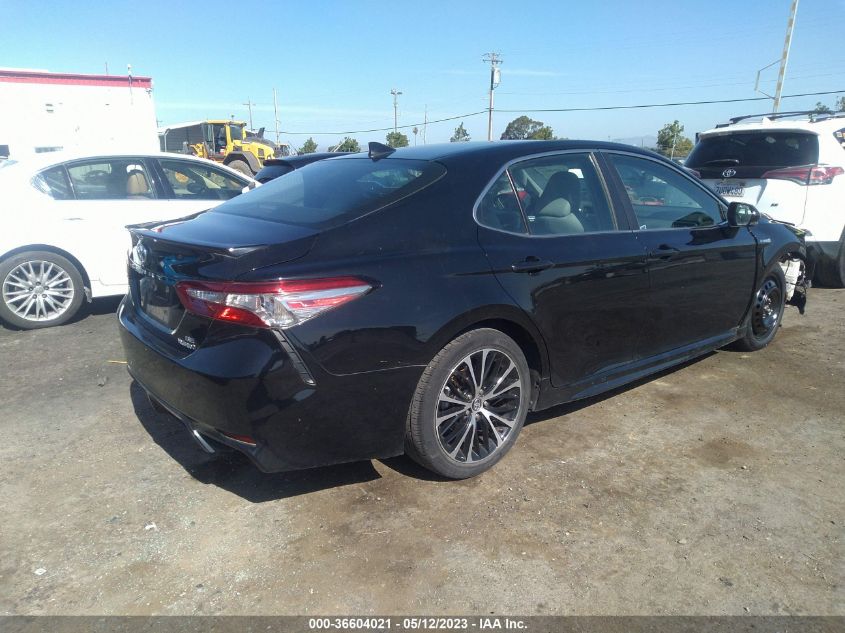 2018 TOYOTA CAMRY HYBRID SE - 4T1B21HK0JU003081