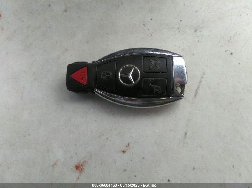 2013 MERCEDES-BENZ C-CLASS C 300 - WDDGF8AB4DG111570