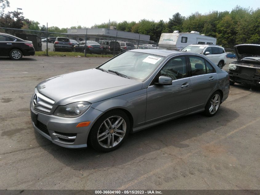 2013 MERCEDES-BENZ C-CLASS C 300 - WDDGF8AB4DG111570