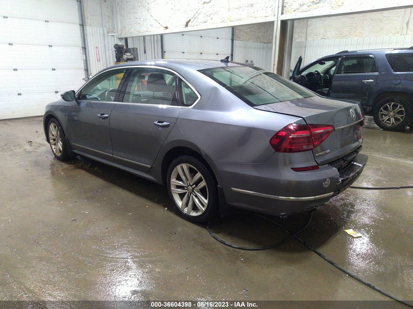 VIN 1VWCT7A37HC020887 2017 VOLKSWAGEN PASSAT 1.8T SEL PREMIUM