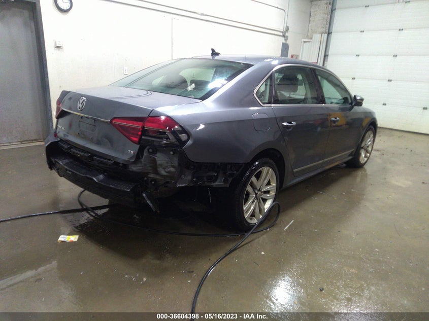 VIN 1VWCT7A37HC020887 2017 VOLKSWAGEN PASSAT 1.8T SEL PREMIUM