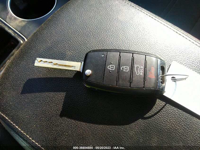 2018 KIA SORENTO LX - 5XYPG4A38JG406923