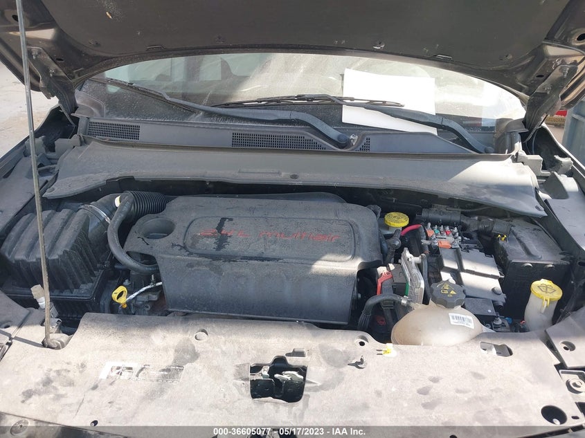 VIN 3C4NJCCB5JT462317 2018 JEEP COMPASS LIMITED