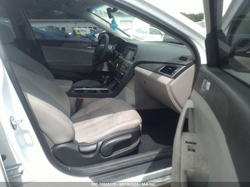 2016 HYUNDAI SONATA 2.4L SE - 5NPE24AF6GH319989
