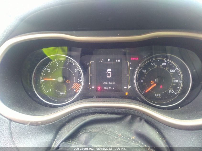 2015 JEEP CHEROKEE LATITUDE - 1C4PJMCB5FW569318