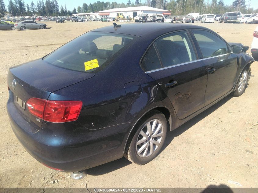 2014 VOLKSWAGEN JETTA SEDAN SE - 3VWD17AJ3EM350366