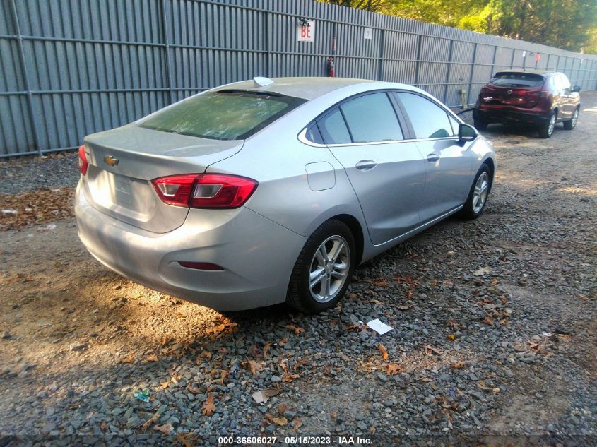 2018 CHEVROLET CRUZE LT - 1G1BE5SM1J7101086