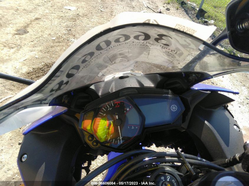 2017 YAMAHA YZFR3 MH3RH06Y1HK017162