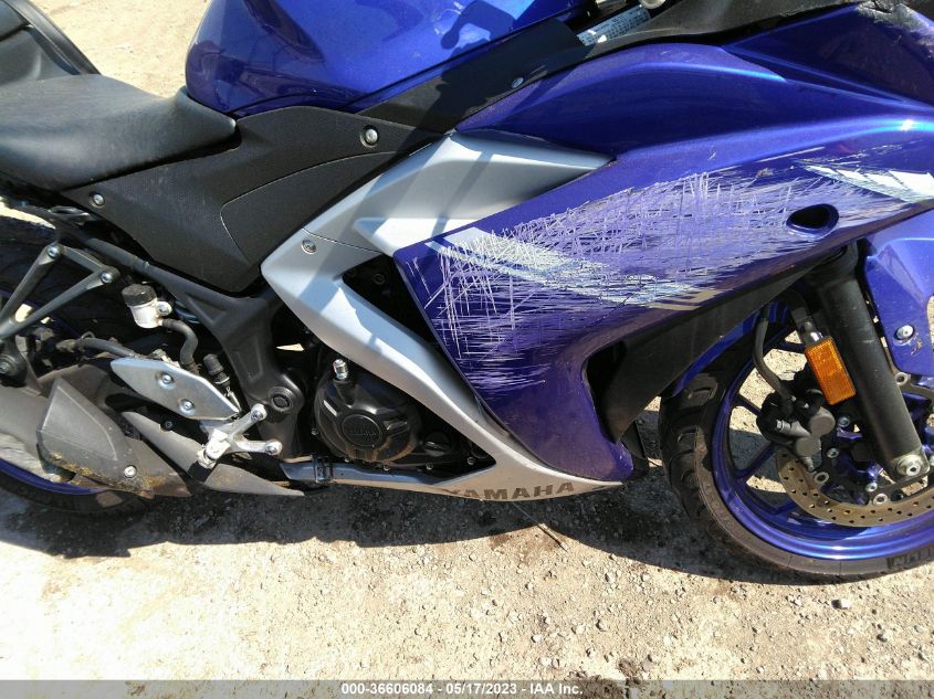 2017 YAMAHA YZFR3 MH3RH06Y1HK017162