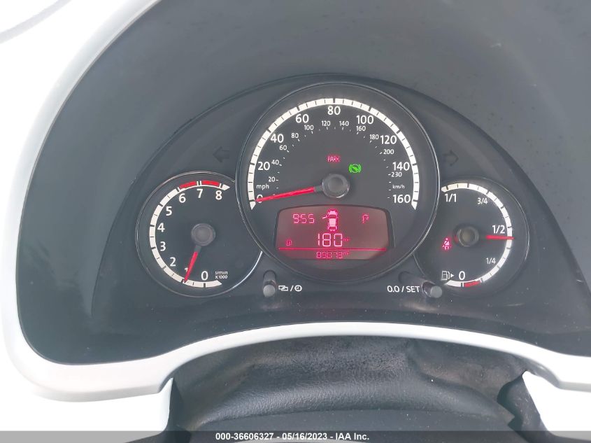 2013 VOLKSWAGEN BEETLE CONVERTIBLE 2.5L 3VW5X7AT3DM811598