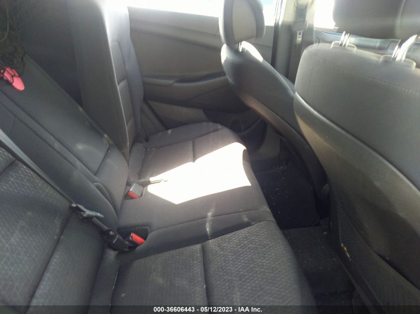 2017 HYUNDAI TUCSON SE - KM8J33A44HU266135