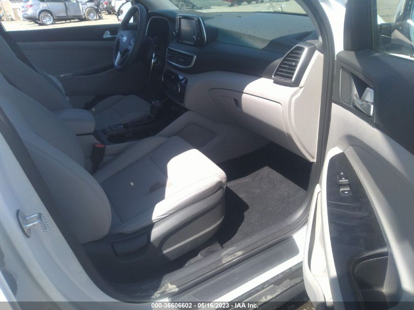 2019 HYUNDAI TUCSON SE - KM8J2CA47KU070328