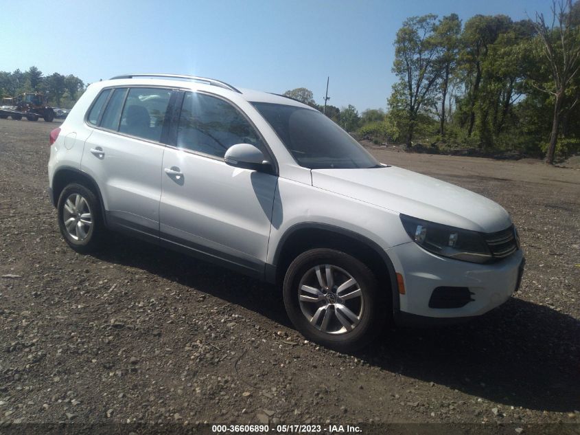 2017 VOLKSWAGEN TIGUAN S - WVGBV7AX8HK004520